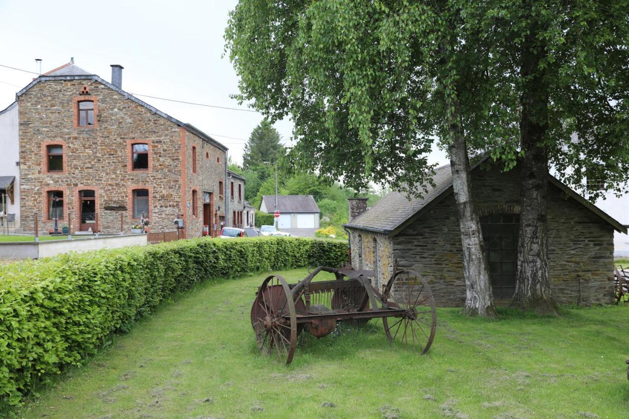 Gite De La Lavandiere A Ucimont Exterior foto